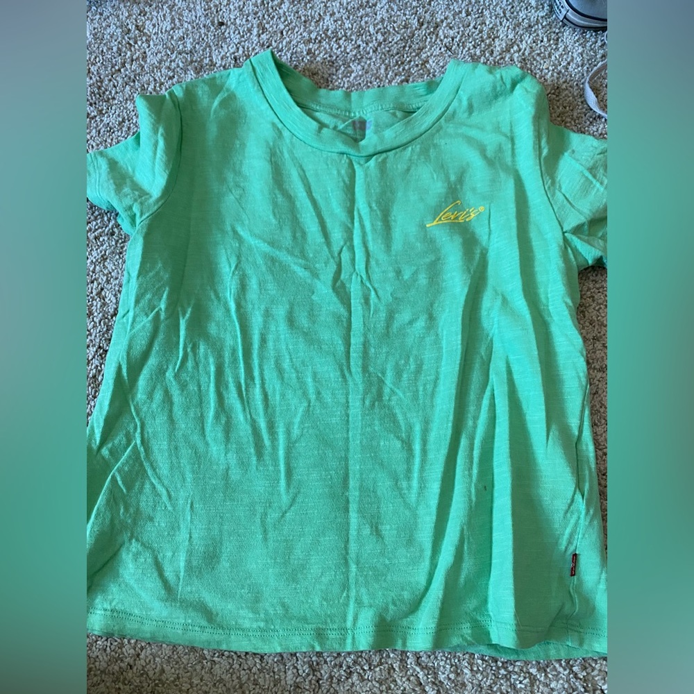 Levi’s crop top